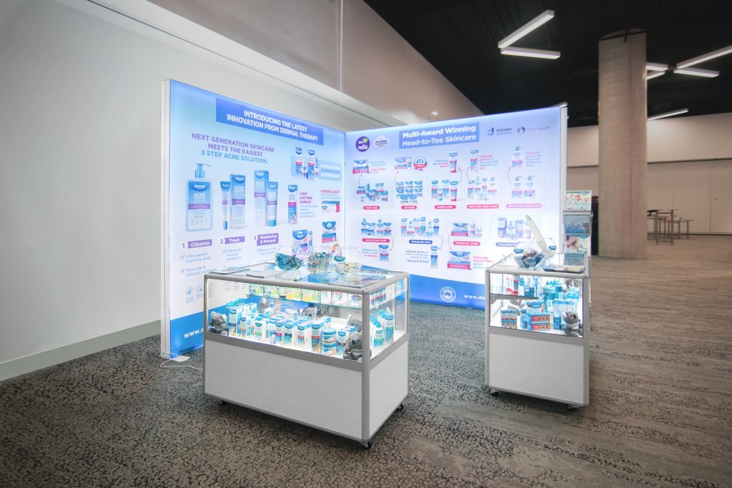 Best Portable Display Stands for Exhibitions, Trade Shows & Events! blog article featured image - Exhibitcentral.com.au