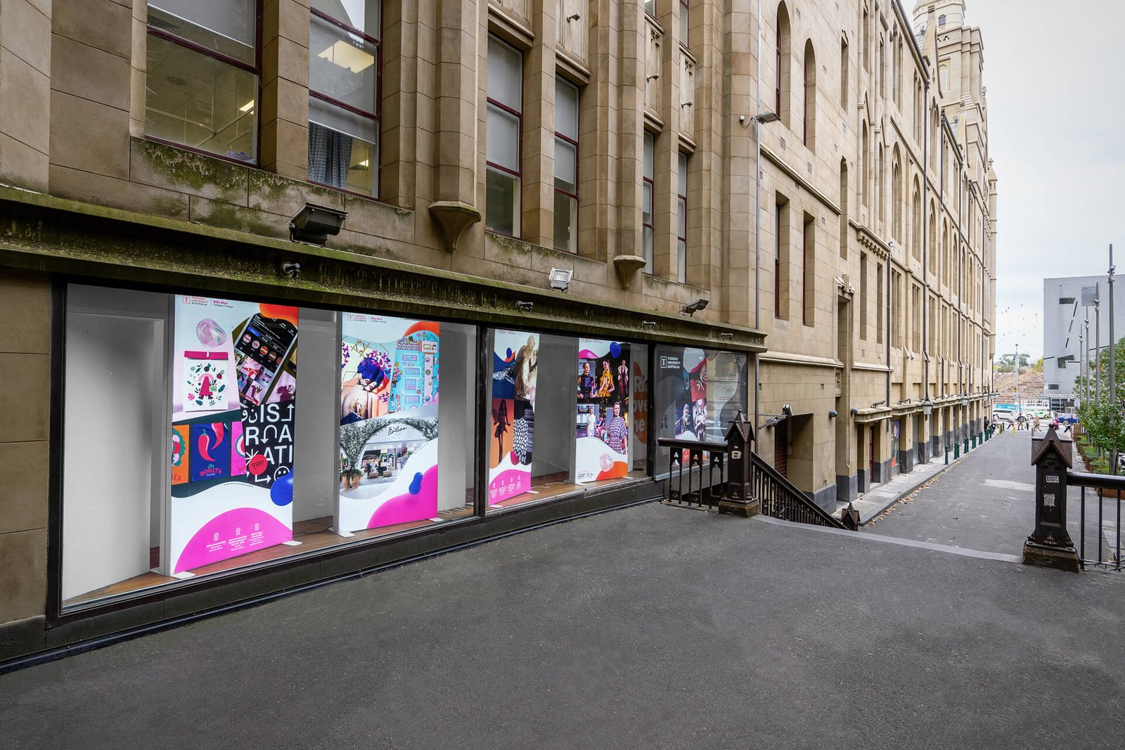 Shop Top-Notch Retail Shop Window Displays and Signages and Watch Your Sales Skyrocket